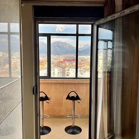 Boulevard Views - Spacious Tiran